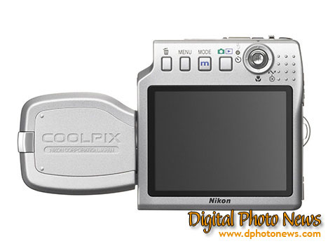 Nikon CoolPix S10 digital camera